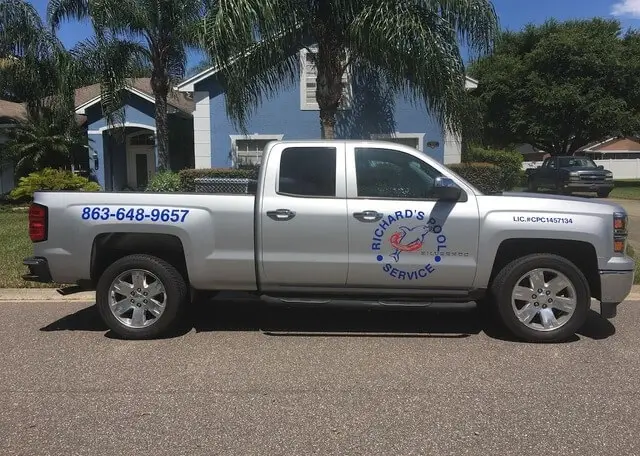 Richard's Pool Service truck serving Lakeland Florida